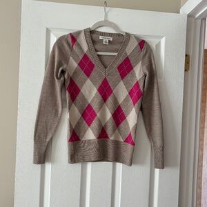 Banana Republic V-Neck Pink Argyle Sweater